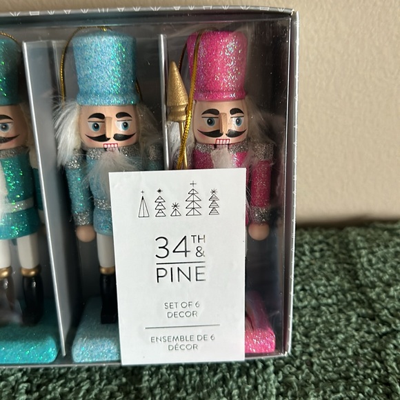 34th & Pine Christmas Holiday Nutcracker Ornaments Set of 6 Pink Blue NEW - Picture 4 of 4